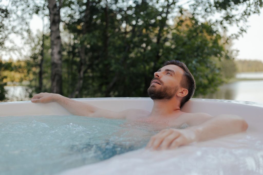 Ce tip de jacuzzi este mai potrivit pentru relaxare dupa sport sau dupa o zi solicitanta?